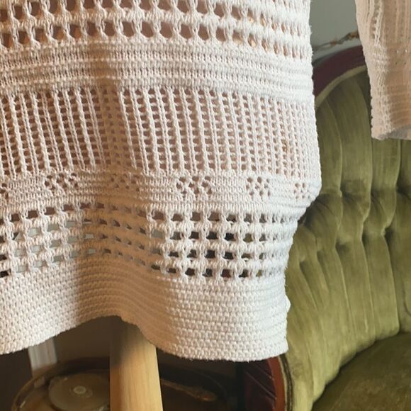 Woven, quarter length top. Women’s M. - Picture 3 of 4